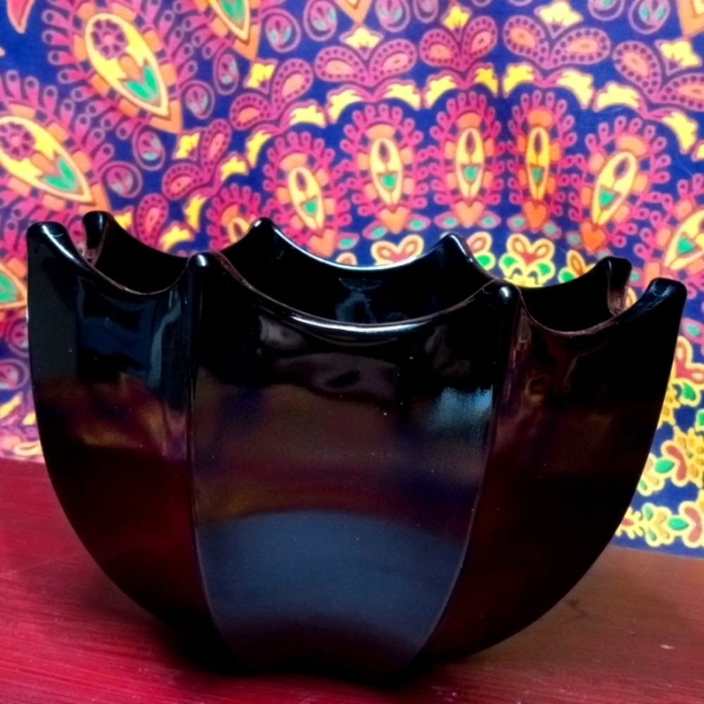 Vintage Black Amethyst Glass Tulip 🌷 Bowl